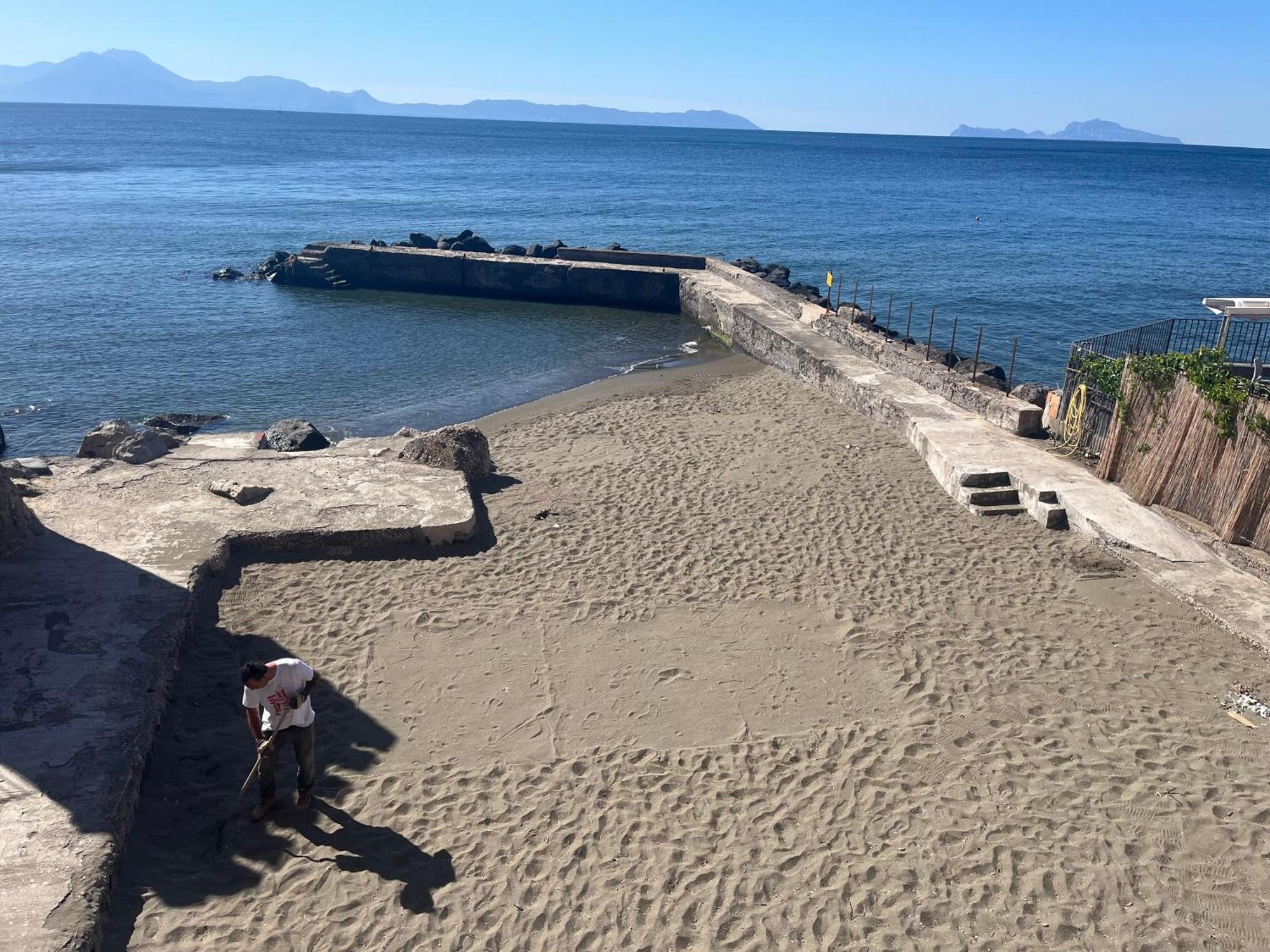 La Casetta Con La Spiaggia Neapel Exteriör bild